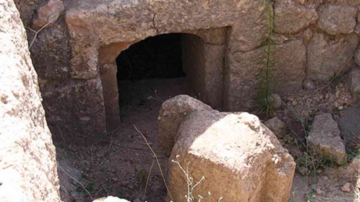 Search for Jesus' tomb leads to discovery of ancient structure marking his burial site