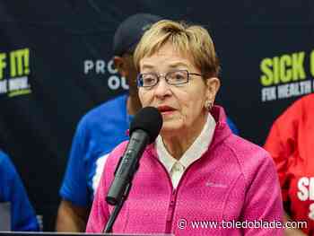Toledo Democrats drive importance of affordable health care as part of bus tour