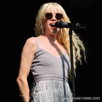 Carly Rae Jepsen reveals how she saved husband in phone after first songwriting session