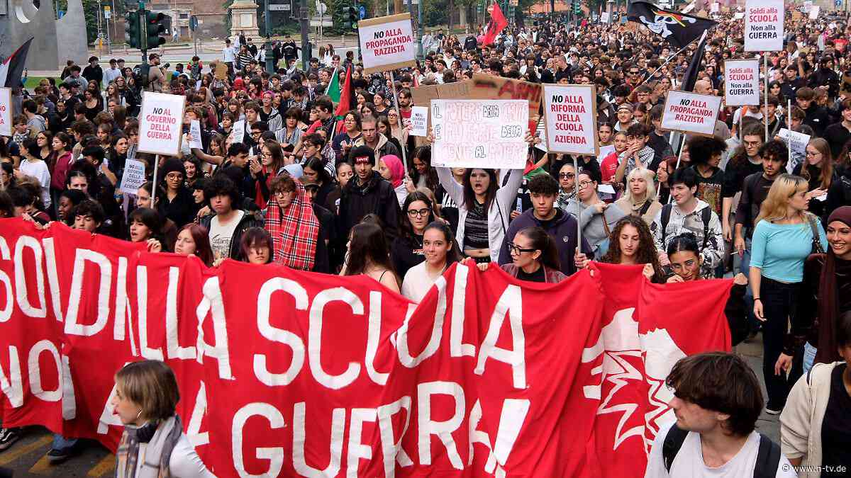Krawalle in Turin: Italienische Schüler protestieren gegen Meloni-Regierung