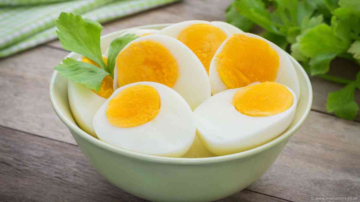 Peel boiled eggs easily every time by adding just 1 ingredient to boiling water