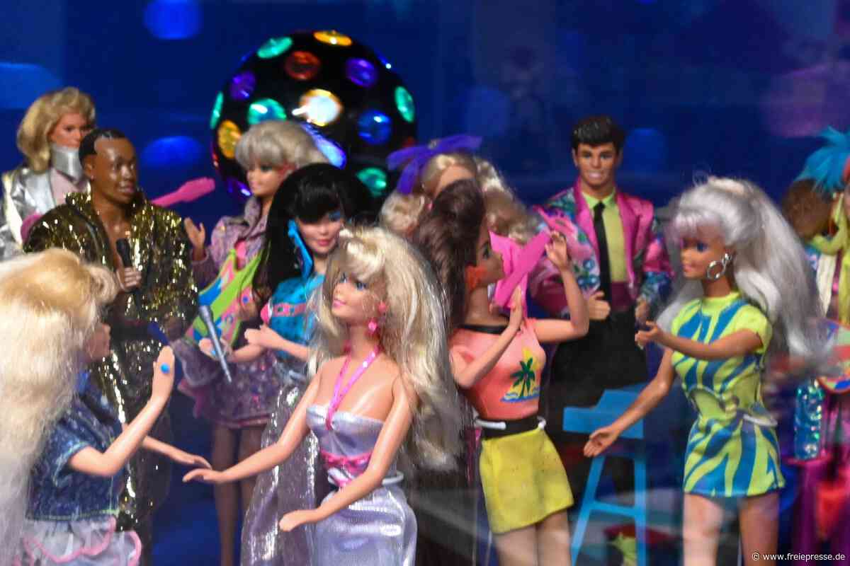 Barbie feiert Party im Erzgebirge: Spielzeugmuseum bietet passende Kulisse