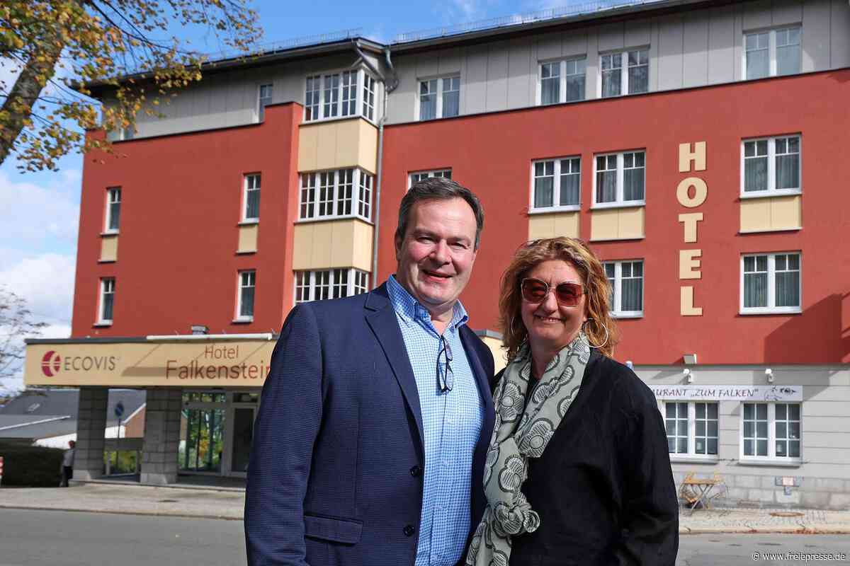 Friseurmeisterin übernimmt Hotel Falkenstein: „Schon allein mit Farbe kann man viel bewirken“
