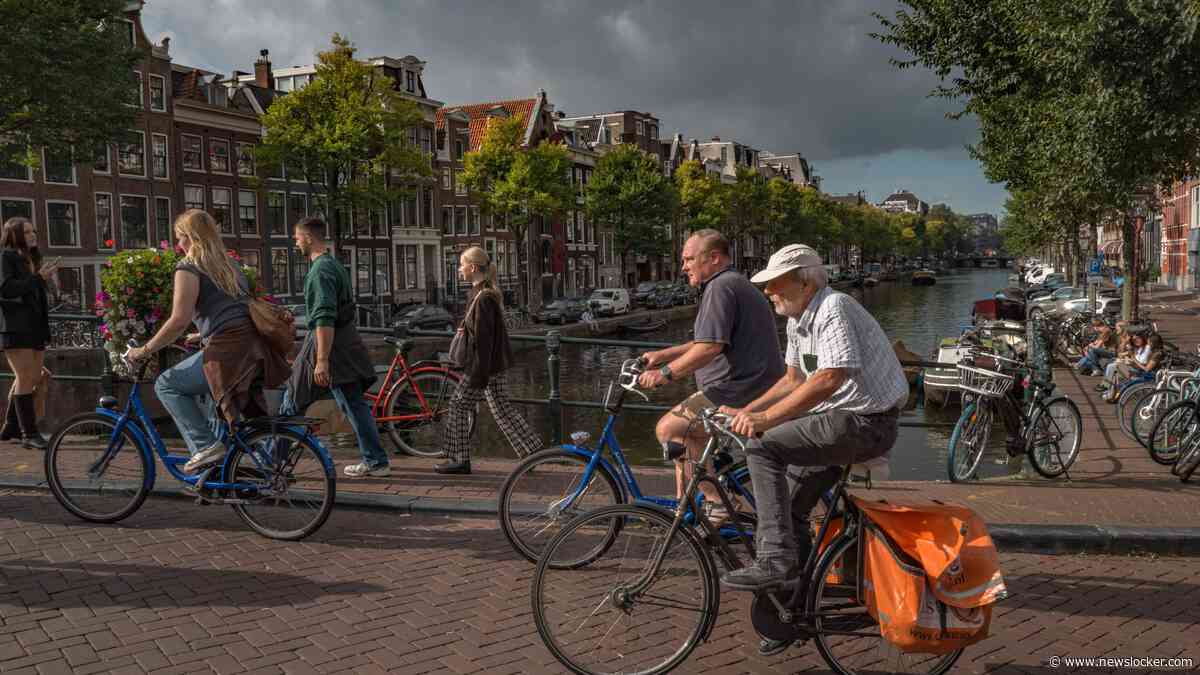 Zon, buien en een frisse wind: het herfstweer laat zich zaterdag van alle kanten zien
