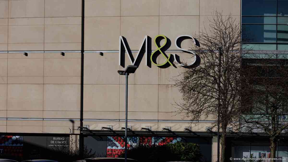Marks and Spencer shoppers say £45 wool jumper in two colours 'has a flattering shape'