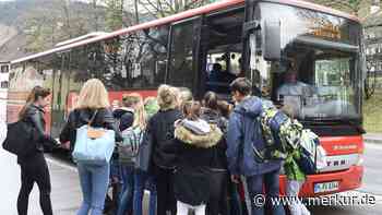 Bis zu acht Kinder passen nicht in Linienbus: Maisach bestellt Gutachten