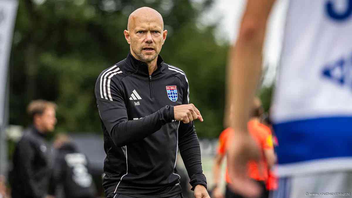 Vervanger van ontslagen PEC-trainer duidelijk: 'Dat is nu niet aan de orde'