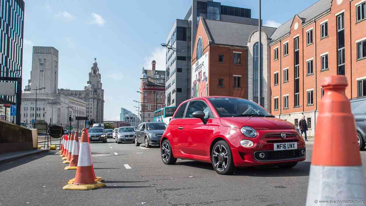 Police confirm 'more beneficial way' to merge in traffic from outside lane - and it'll save you time