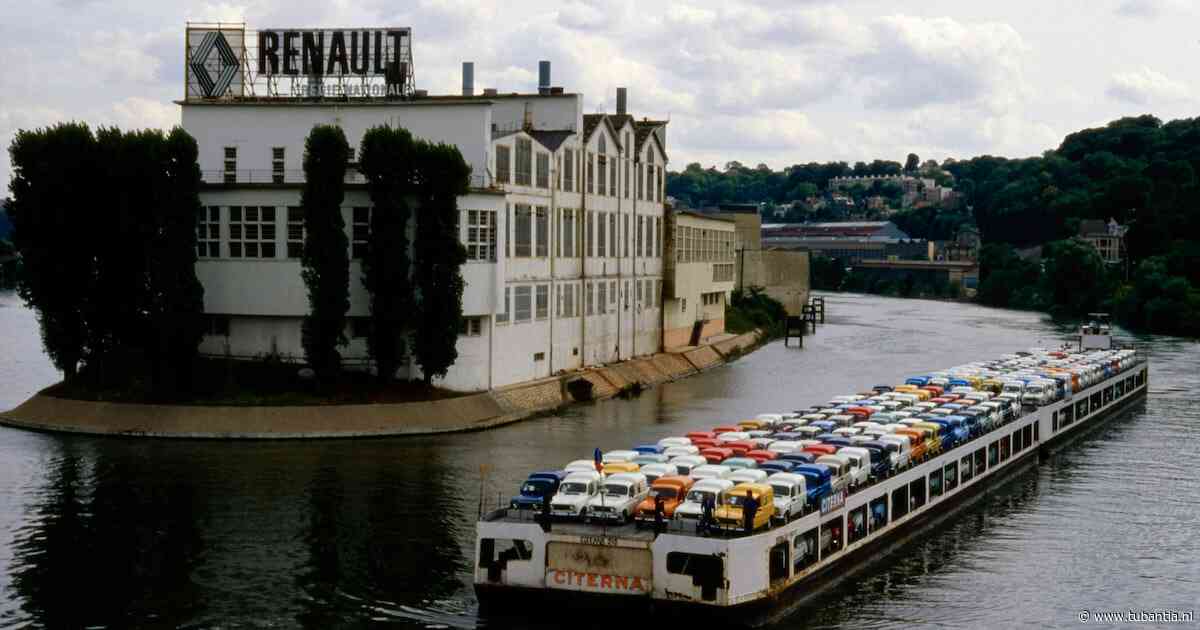 ‘Drijvende Renault-fabriek’ midden in de Seine is nu autovrij kunsteiland