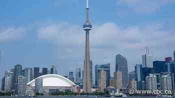New data points to strong summer for Toronto's tourism sector