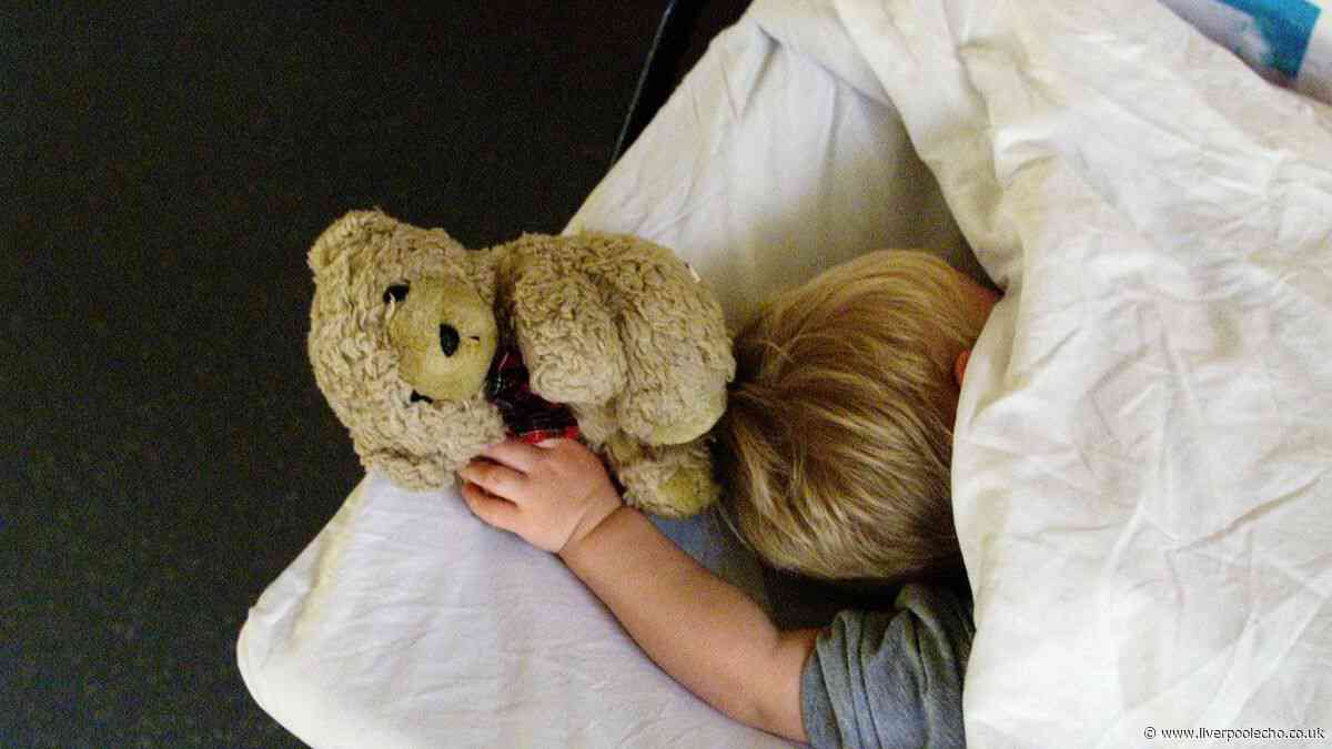 Parents urged to make simple bedtime tweak this weekend ahead of clocks changing