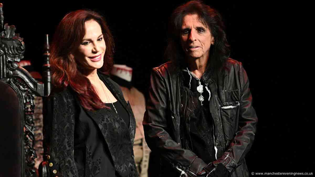 Alice Cooper regales Opera House after Manchester shopping spree with wife Sheryl