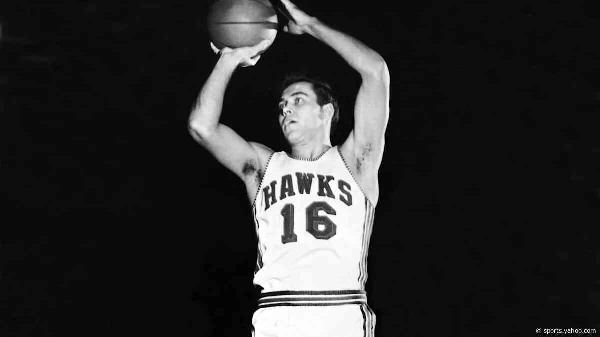 Cliff Hagan, Basketball Hall of Famer and champion involved in famous Bill Russell trade, dead at 94