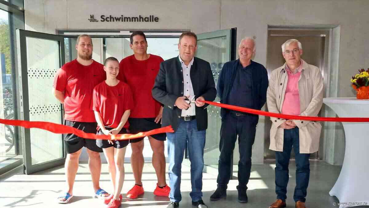 Gräfelfinger Schwimmhalle eröffnet