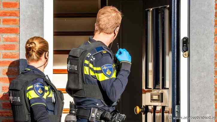 Politie doorzoekt huizen na melding moord, maar er blijkt niets aan de hand