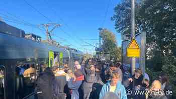 Fern- und Nahverkehr betroffen: Bahnverkehr im Norden wegen technischer Probleme gestört