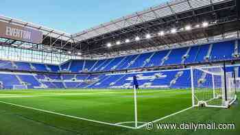Everton vs Chelsea - Premier League LIVE: Battle of the Blues on Merseyside as they both seek a spot in the top four