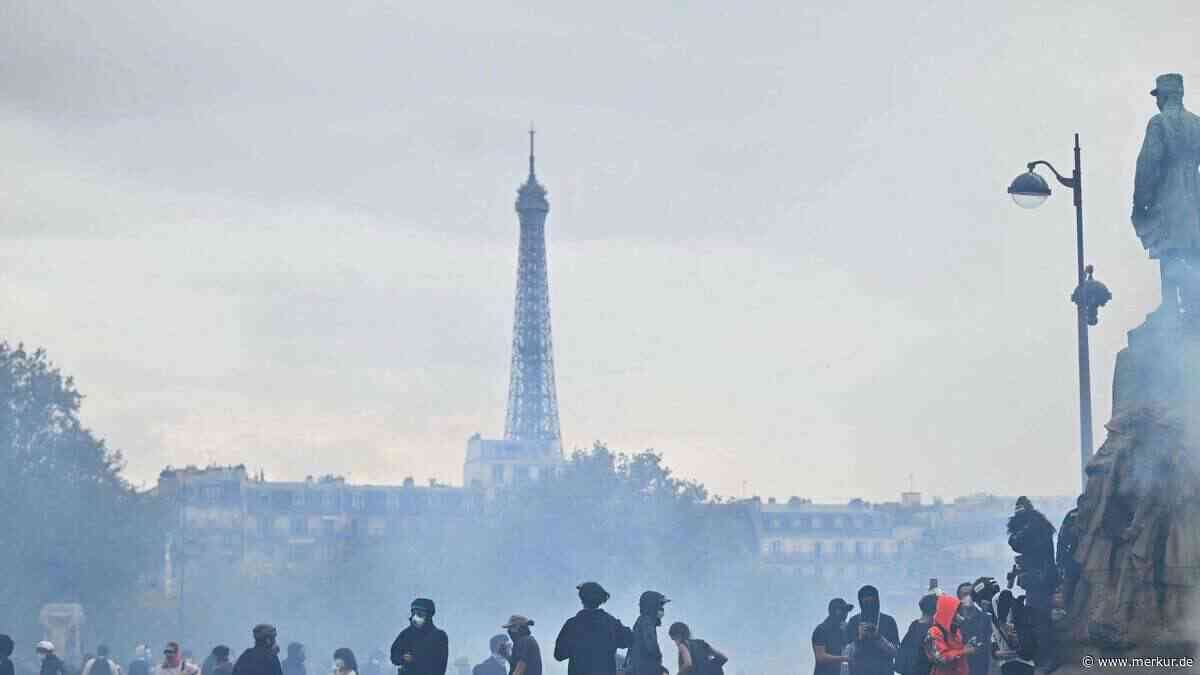 „Haben die Schnauze voll“: Frankreich drohen Massenproteste – Premier befürchtet neue Gewalt