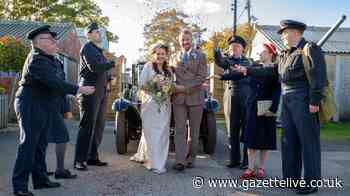 Couple take step back in time to tie the knot 1940s-style at Eden Camp