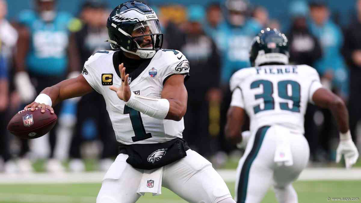 Sources: Eagles QB Hurts, out indefinitely with blood clot, not planned for IR