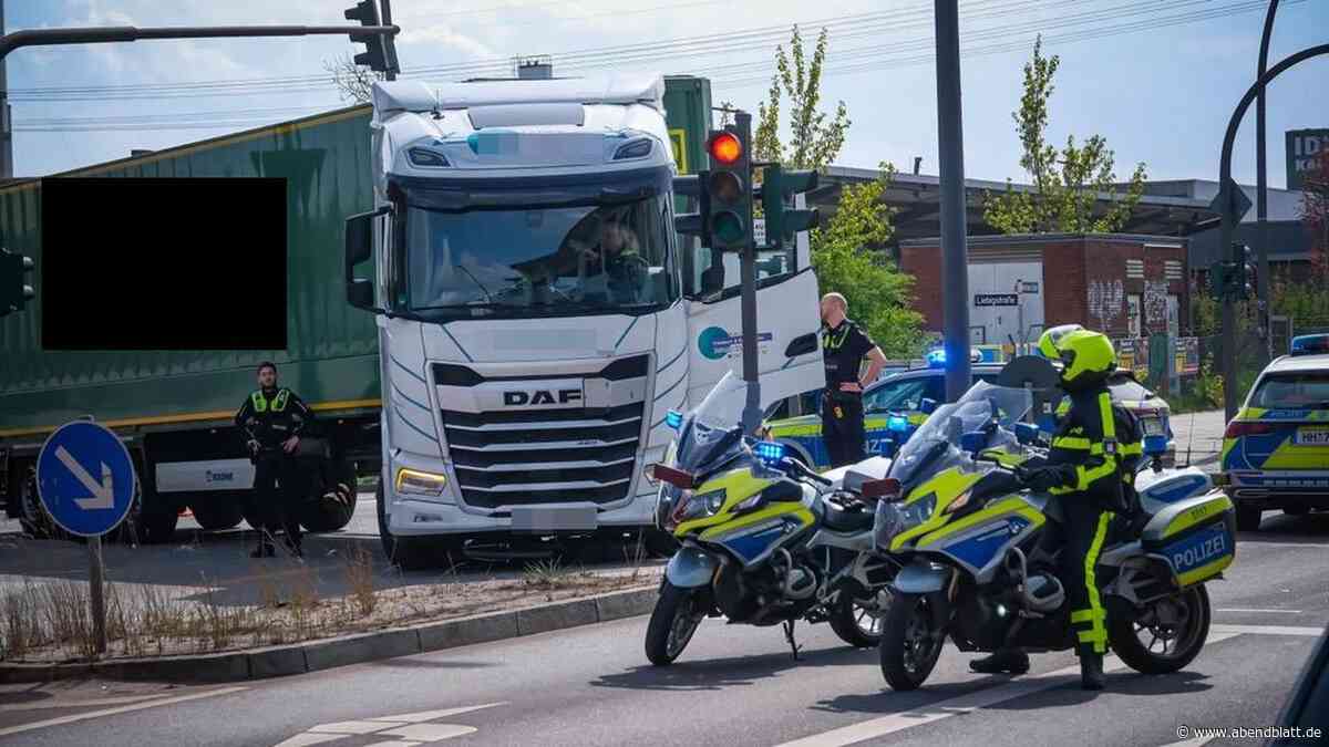 Ampeln ausgefallen: Lkw-Fahrer übersieht Fußgänger – der ist wenig später tot