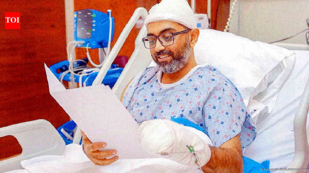 'Can't die like this': Indian pilot Smit Machchhar recalls flydubai flight ordeal