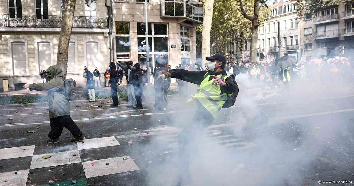 Demonstraties in Frankrijk en België breiden uit: politie zet traangas in bij protesten in Parijs