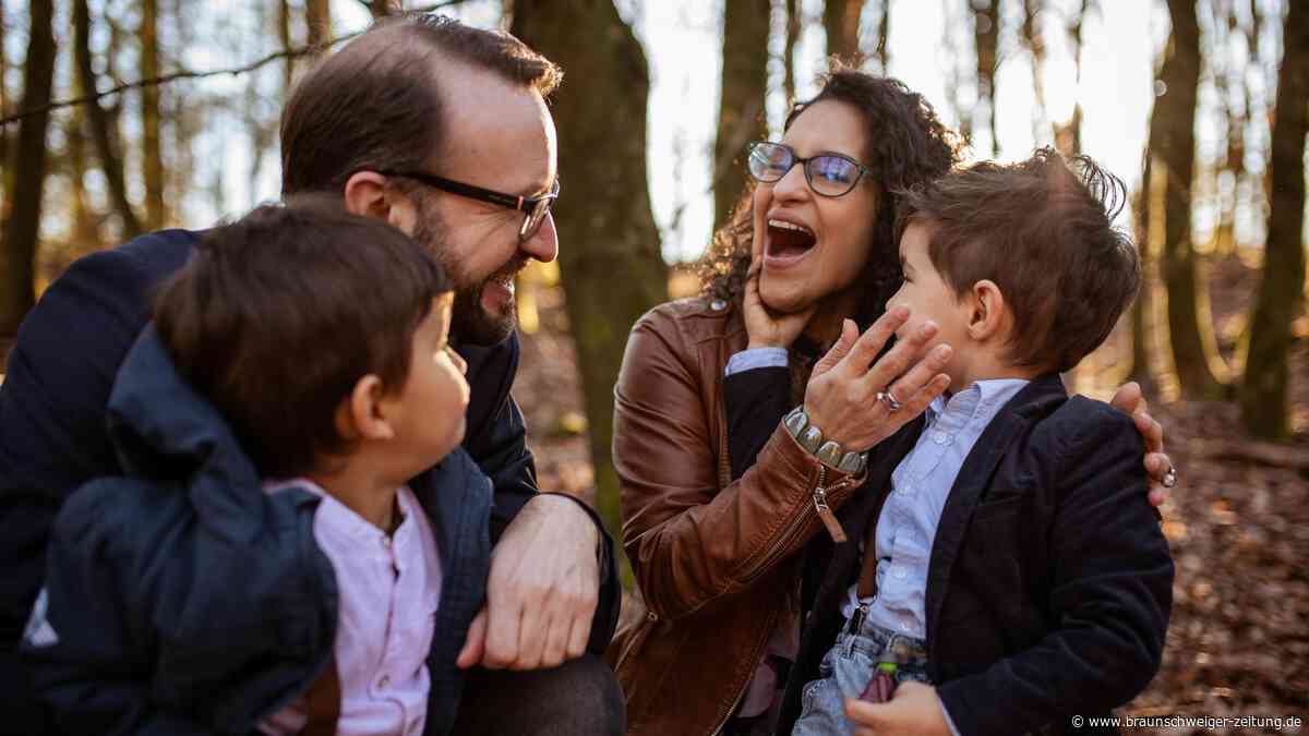 „Seit KI mache ich mir Sorgen“: Sina zeigt ihre Kinder nicht mehr auf Instagram
