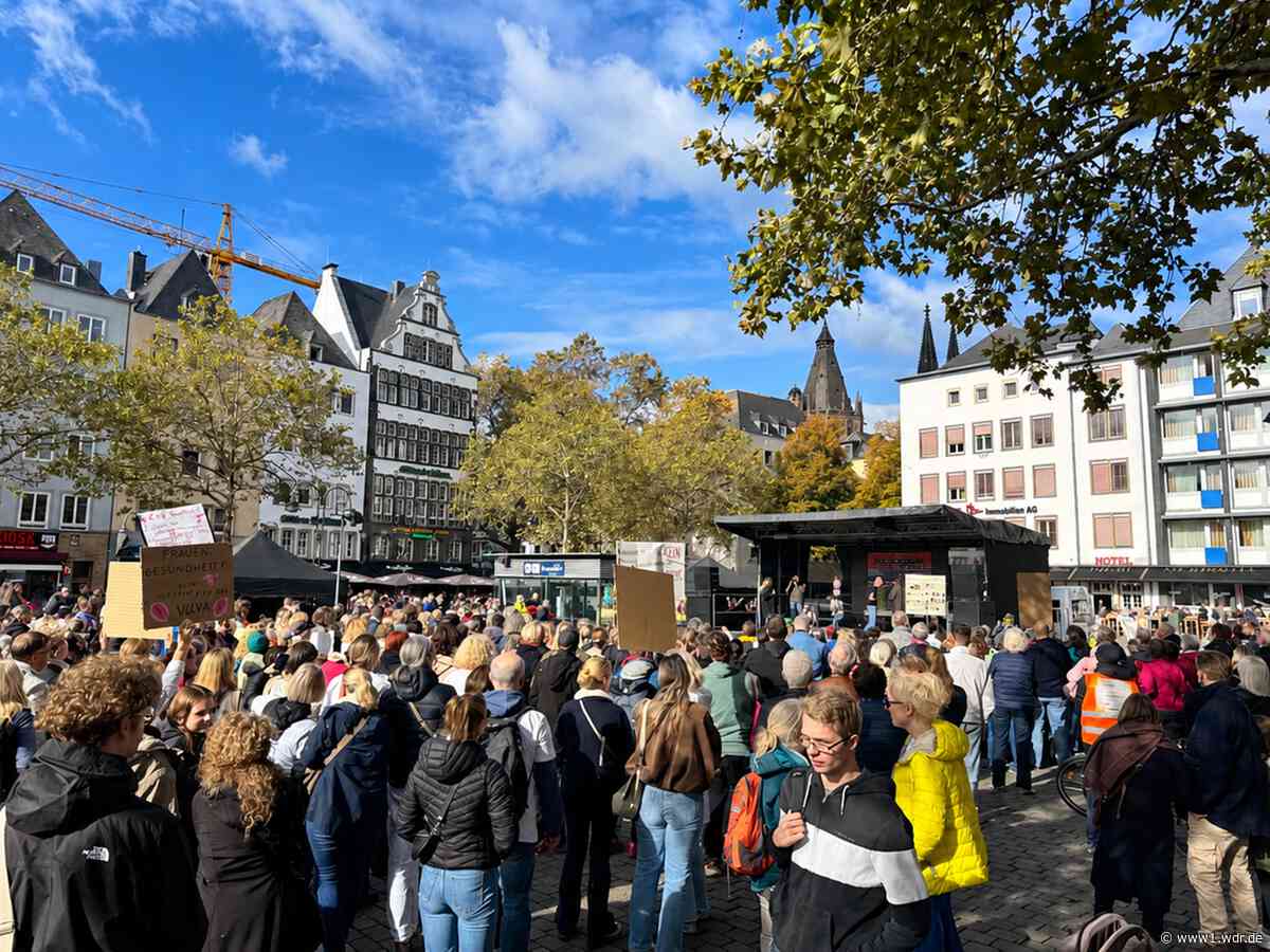 Hunderte demonstrieren in Köln gegen Gesundheitsreform