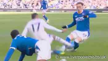 Everton boss David Moyes blasts Morgan Rogers challenge and makes Harrison Armstrong comparison