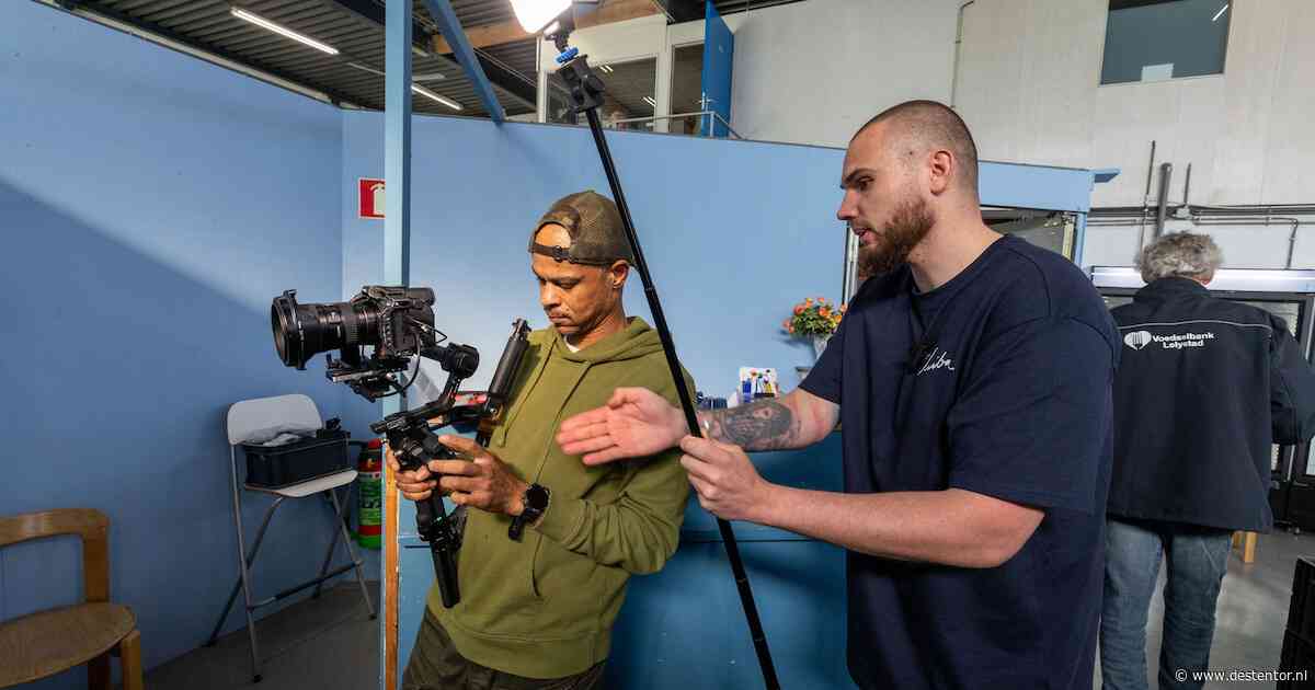 Nick (32) liep zelf bij de voedselbank, nu filmt hij er zijn eerbetoon aan Lelystad