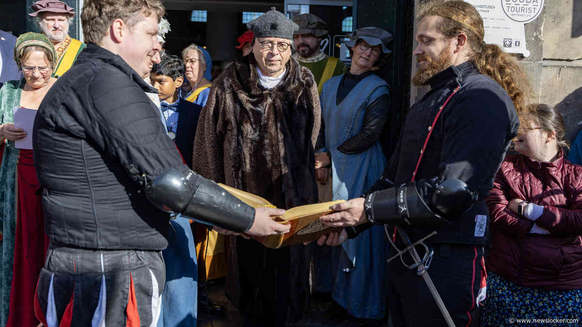 Gouda in middeleeuwse sferen op Zotte Zaterdag: ’We gaan als vooraanstaande dames’