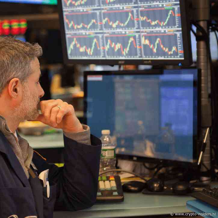 Crypto Rewind: Bitcoin zakt terwijl banken cryptoplannen versnellen
