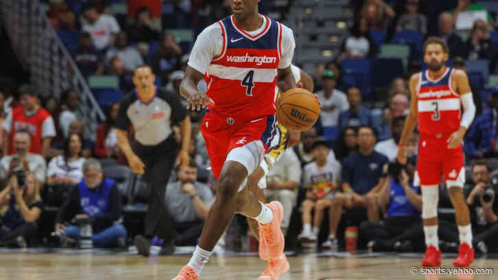 No. 1 overall pick AJ Dybantsa exits Wizards' preseason game with ankle injury