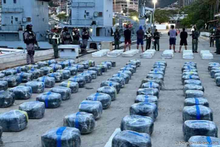 Venezuela confirmó la detención de cuatro personas durante incautación de 2,9 toneladas de droga en el mar Caribe con apoyo de Francia