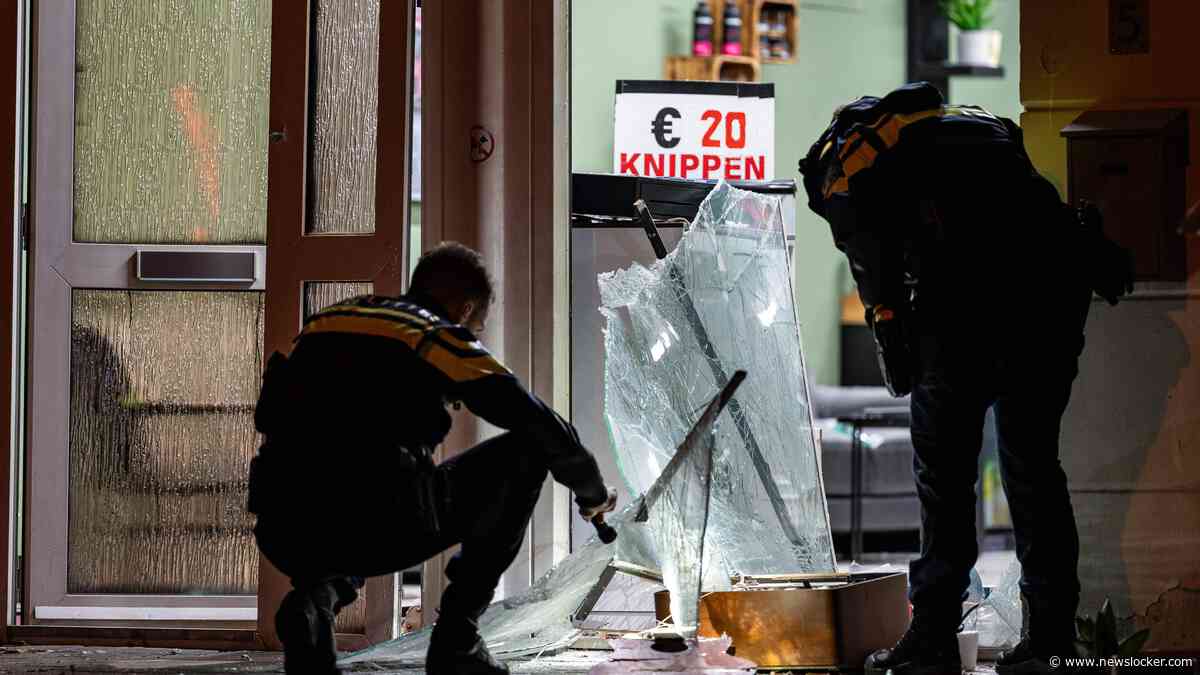 Man (27) aangehouden voor explosie bij kapperszaak in Vlaardingen