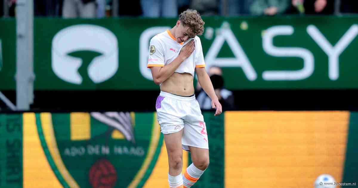 Sven Mijnans schuldbewust na rode kaart, Peter Bosz: ‘Tien of elf man, wij mogen niet van ADO verliezen’
