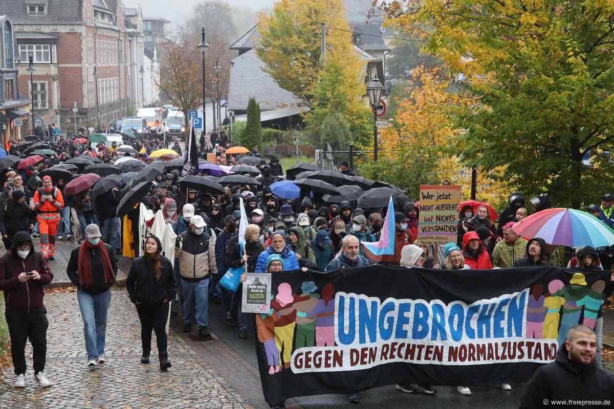 Demo gegen Rechts im Erzgebirge: 450 Menschen protestieren in Schwarzenberg