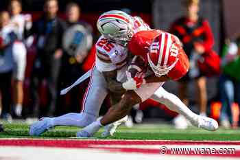 No. 4 Ohio State takes advantage of No. 5 Indiana's miscue to hold on for 19-15 victory