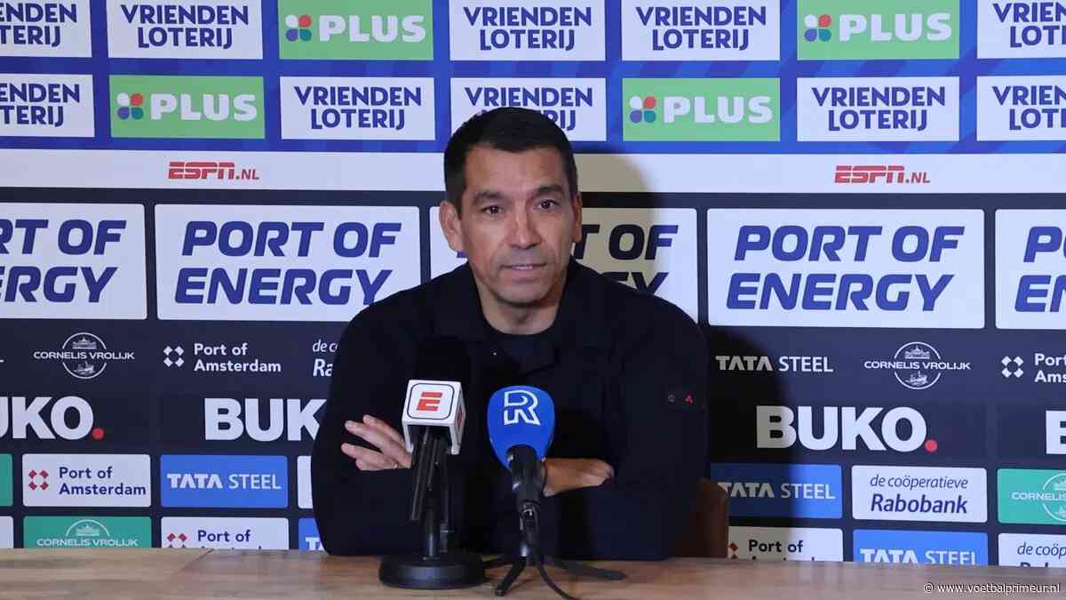 Van Bronckhorst kritisch: 'Dat heb ik ook tegen de jongens gezegd'