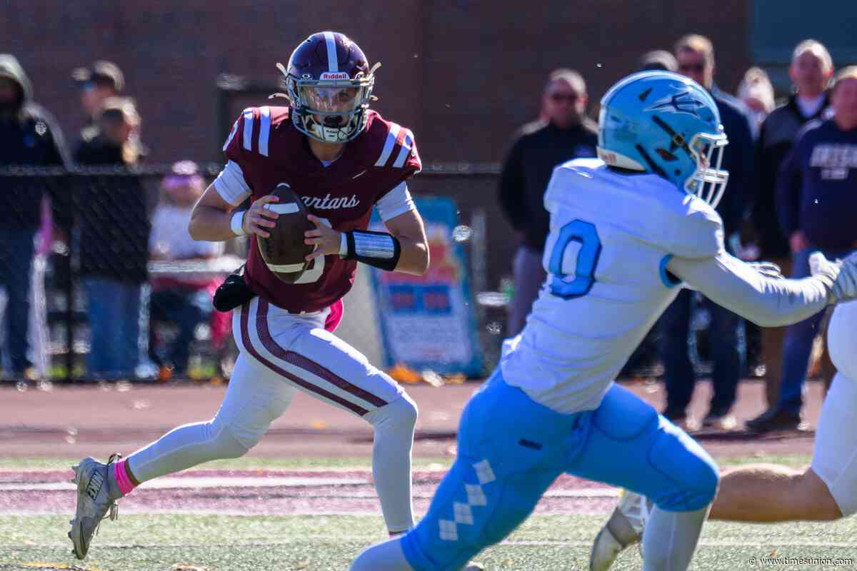 Logan Tomlinson's first career touchdown rallies BH-BL football to win over Columbia