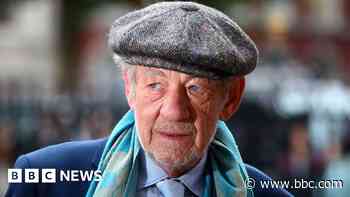 Ian McKellan To Perform As A Hologram In New Play