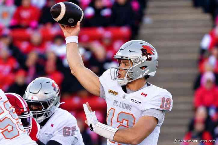 Calgary Stampeders keep playoff hopes alive after 32-13 win over B.C. Lions