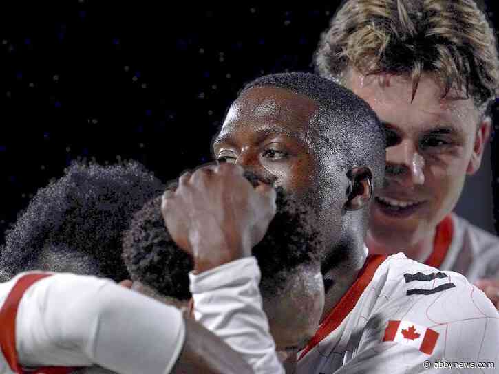 VIDEO: Vancouver FC hangs on to playoff spot with win over Wanderers