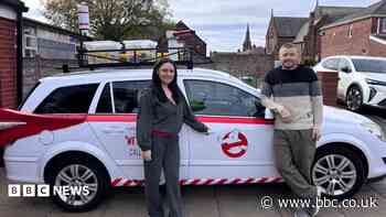 Couple spend £400 making Ghostbusters car for Halloween