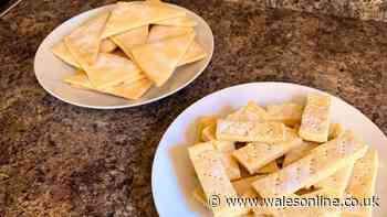I made shortbread with Nigella Lawson's and Paul Hollywood's recipes – 1 clear winner