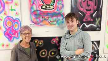 'Never give up on yourself': Teenage artist leaves paintings with uplifting messages for people to find