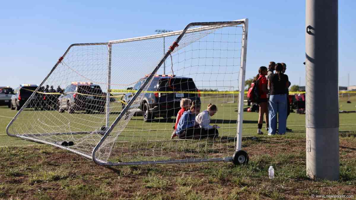 Automobilist rijdt dwars door voetbalwedstrijd in VS: jongetje (6) en volwassene dood