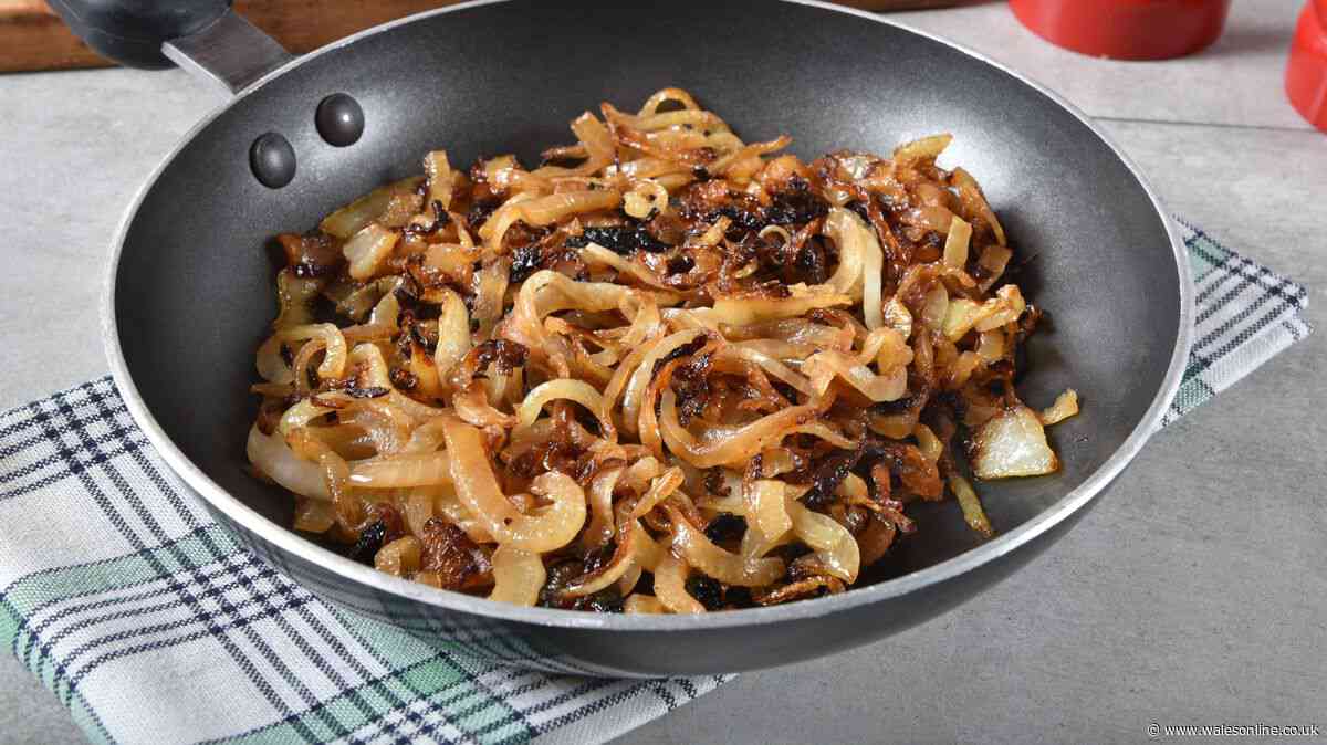 Onions will be caramelised better if you add 1 simple ingredient to the pan after cooking