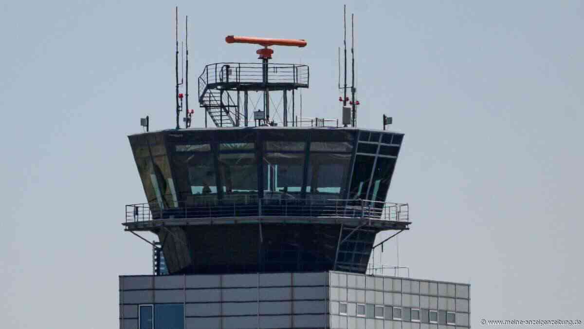 Zaun am Leipziger Flughafen womöglich von Auto durchbrochen